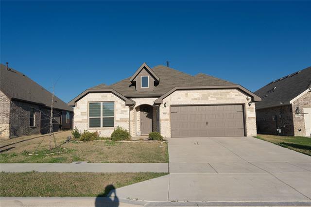 5928 Pine River Ln in Fort Worth, TX - Building Photo