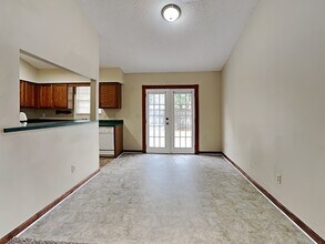 8131 Cumberland Gap Trail, Unit OS in Jacksonville, FL - Building Photo - Building Photo