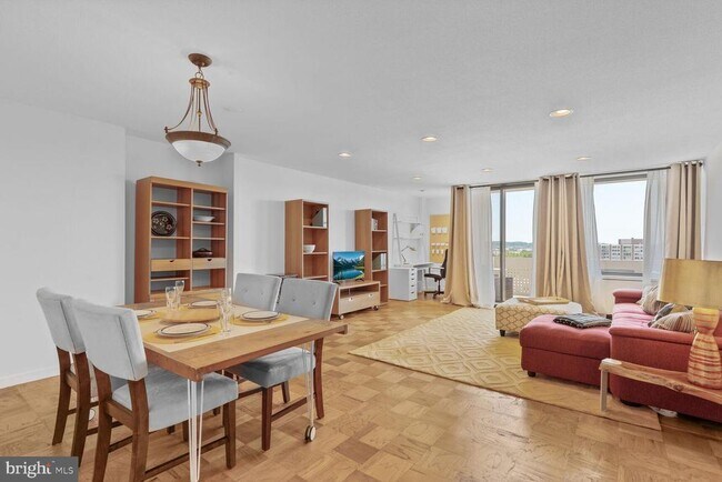 1245 4th St SW in Washington, DC - Building Photo - Building Photo