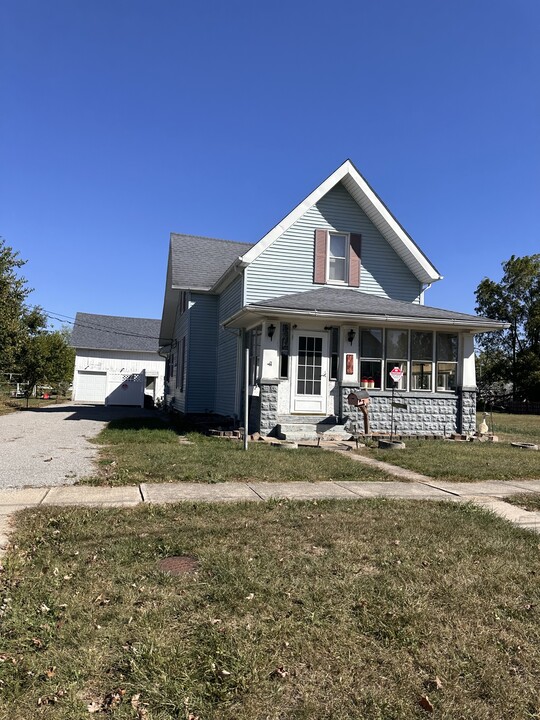 408 N Cherry St in Van Wert, OH - Building Photo
