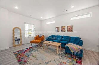 1061 Kentucky Ave in Bentonville, AR - Foto de edificio - Building Photo