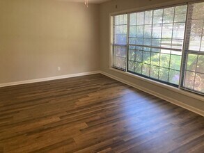 206 Eastland Dr in Smyrna, TN - Building Photo - Building Photo