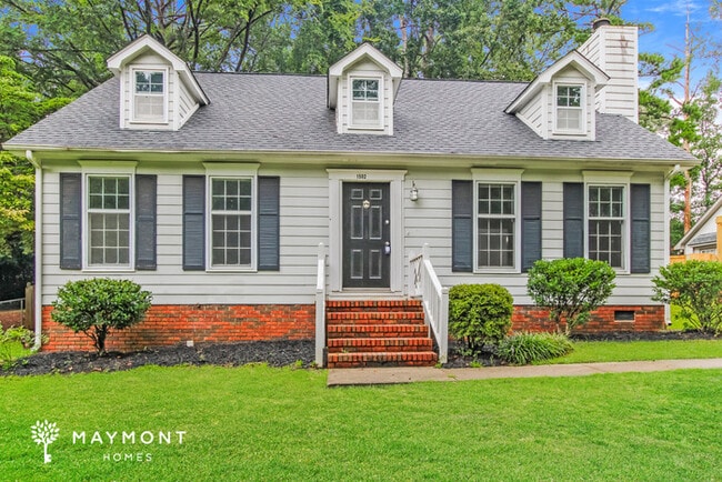 property at 1502 Willow Creek Ln