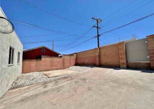 312 E Fredricks St-Unit -Suite A in Barstow, CA - Building Photo - Building Photo