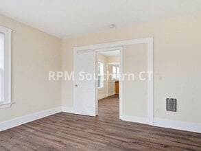 48 Court St in West Haven, CT - Building Photo - Building Photo