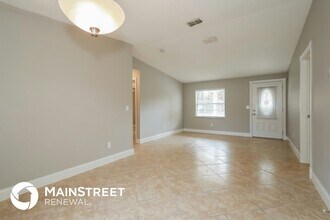 4235 Key Vega Ct in Jacksonville, FL - Building Photo - Building Photo