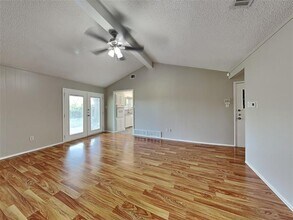 3013 Esters Ct in Irving, TX - Building Photo - Building Photo