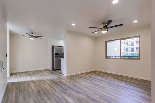 3535 Monroe Ave in San Diego, CA - Building Photo - Building Photo