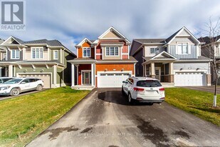 260 Beechwood Forest Ln in Gravenhurst, ON - Building Photo