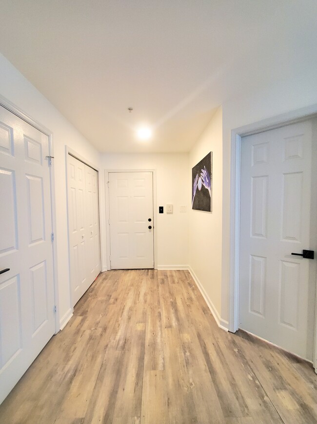 9720 Lake Pointe Ct, Unit 101 in Upper Marlboro, MD - Building Photo - Building Photo