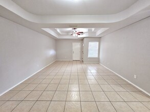 3509 N Arroyo Park Ln, Unit #B in Harlingen, TX - Foto de edificio - Building Photo