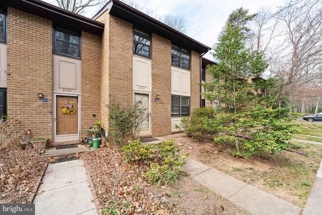 property at 2053 Headlands Cir