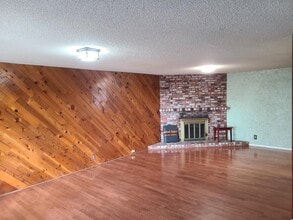 21363 E Calora St in Covina, CA - Building Photo - Building Photo