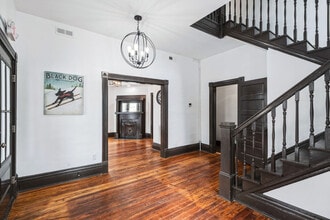 205 Broadway St in Cave City, KY - Building Photo - Building Photo