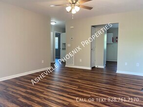 452 Reems Creek Rd in Weaverville, NC - Building Photo - Building Photo
