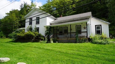 410 Main St-Unit -2 in Grahamsville, NY - Foto de edificio - Building Photo
