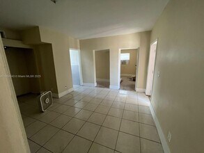 1221 Miner Rd in Lantana, FL - Building Photo - Building Photo