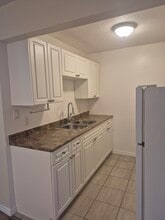 107 Breton Rd in Sault Ste Marie, ON - Building Photo - Building Photo