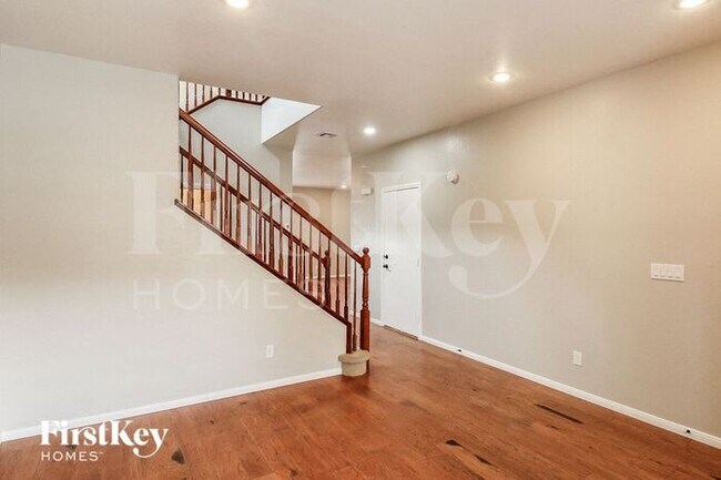 3404 Catherine Mermet Ave in North Las Vegas, NV - Building Photo - Building Photo