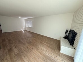 1848 Stevely Ave in Long Beach, CA - Building Photo - Building Photo