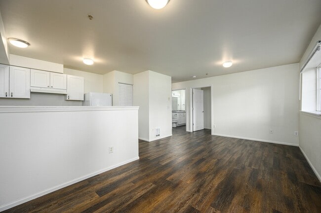 Viking View in Bellingham, WA - Building Photo - Building Photo