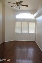 12101 Picasso Dr in El Paso, TX - Building Photo - Building Photo