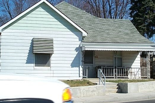 1218 W Kirkwood Ave in Bloomington, IN - Building Photo