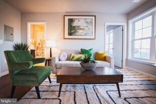 607 7th St in Laurel, MD - Building Photo