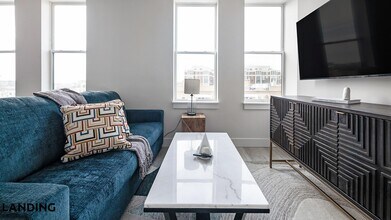 2005 11th St NW, Unit 602 in Washington, DC - Building Photo - Building Photo