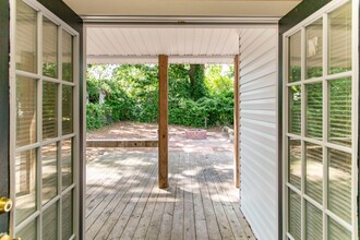 105 N Summit St, Unit A in Greenville, NC - Building Photo - Building Photo