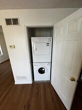 861 E Saint Johns St in Morgantown, WV - Building Photo - Building Photo