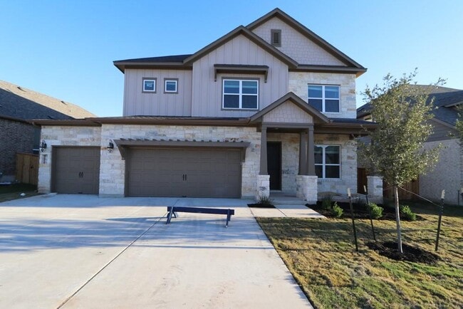 109 White Magnolia Cv