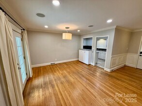 1425 Montford Dr in Charlotte, NC - Building Photo - Building Photo