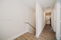 1391 NW 38th St in Miami, FL - Building Photo - Building Photo