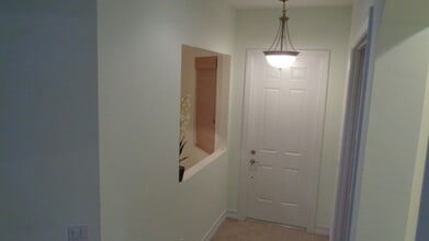 1825 Bridgepointe Cir in Vero Beach, FL - Building Photo - Building Photo