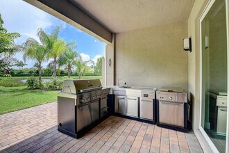 9748 Celtic Sea Ln in Delray Beach, FL - Building Photo - Building Photo