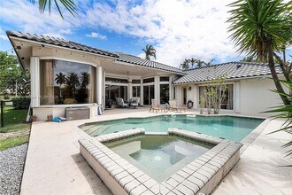 5925 NW 97th Dr in Parkland, FL - Building Photo - Building Photo