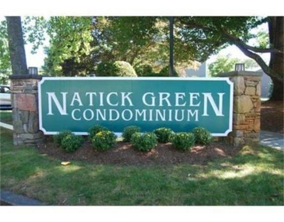 property at 8 Post Oak Ln