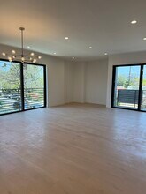 1901 Preuss Rd, Unit Preuss in Los Angeles, CA - Building Photo - Building Photo