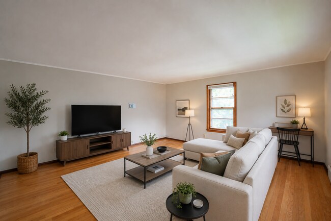 property at 430 N Oak St