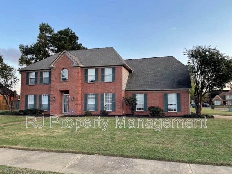 6421 Daybreak Dr in Bartlett, TN - Building Photo