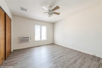 800 Concord Ln in Barrington, IL - Building Photo - Building Photo