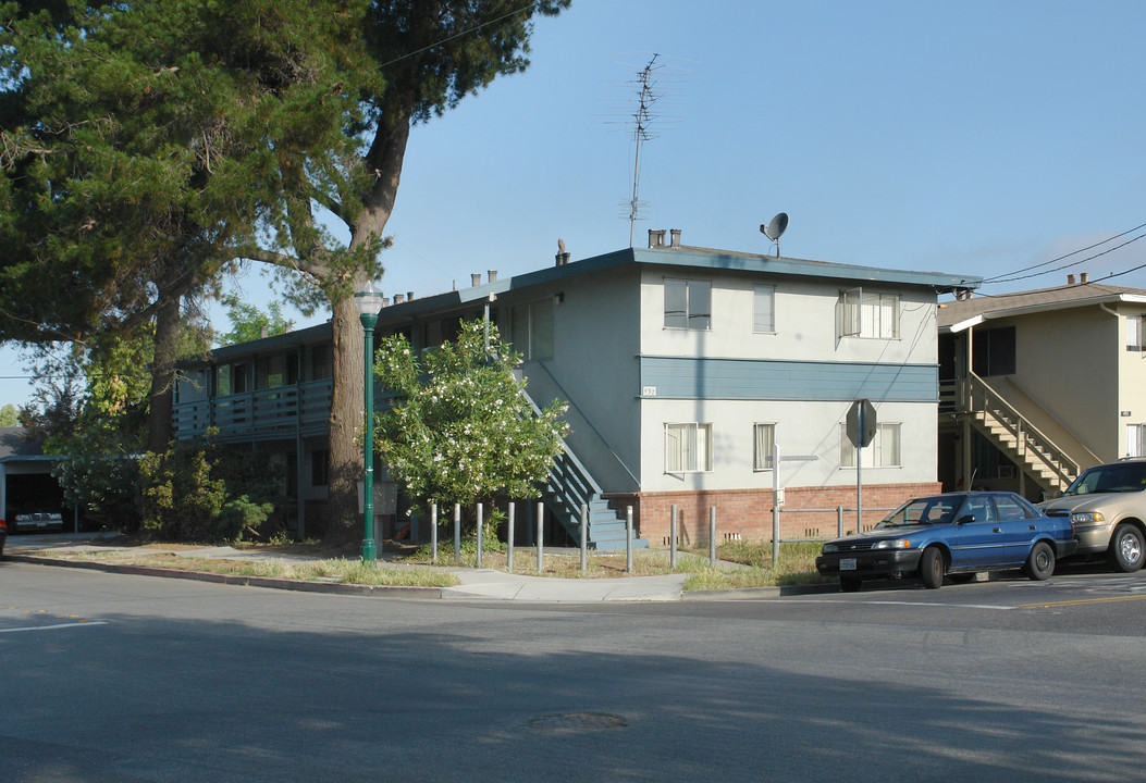 497 Leigh Ave in San Jose, CA - Foto de edificio