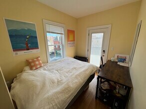 183 River St, Unit 3 in Cambridge, MA - Building Photo - Building Photo