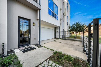 3204 Sherman St in Houston, TX - Building Photo - Building Photo