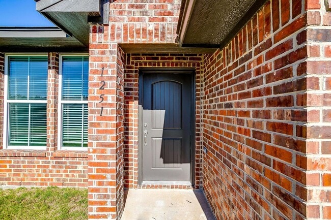 1251 Trailside Dr in Burleson, TX - Building Photo - Building Photo