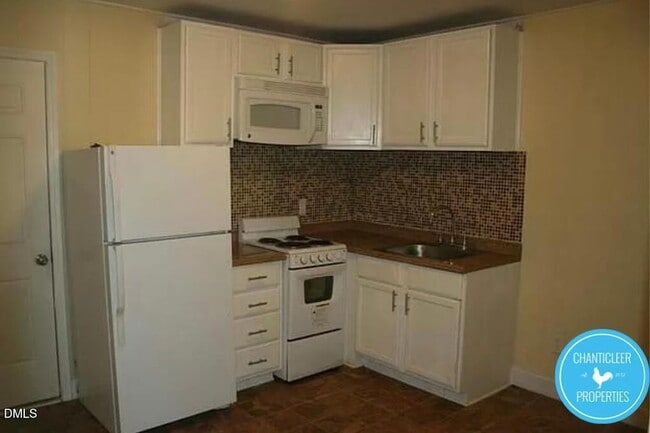 115 Florence St, Unit 13 in Graham, NC - Foto de edificio - Building Photo