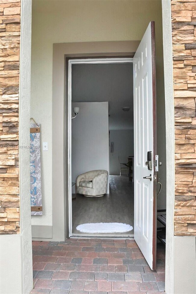 11364 SW 233rd St in Homestead, FL - Foto de edificio - Building Photo