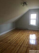 10 Saunders St, Unit 12-T in Boston, MA - Building Photo - Building Photo