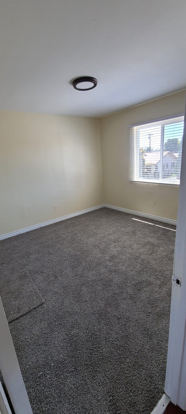 9066 S Normandie Ave, Unit 9070 s Normandie Ave, LA
